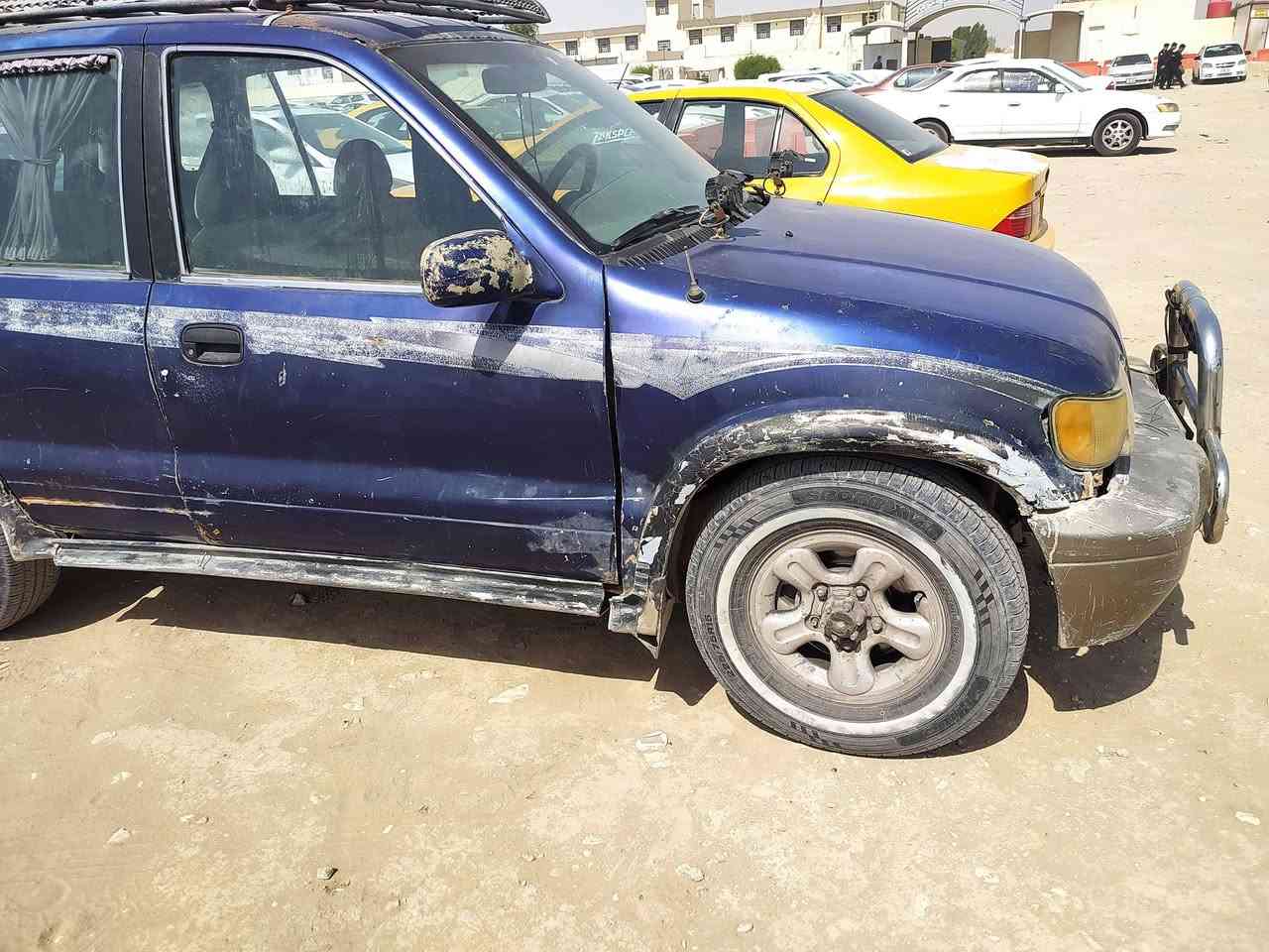 السلام عليكم سبورتج مسكر موديل2000 رقم بغداد مشروع وطني باسمي موجوده بالكوفه السنويه بعده ماصاقطه أزرق غير محددالگيركربلائي نضيف المحرك بلادي مسكر نضيف ***********
