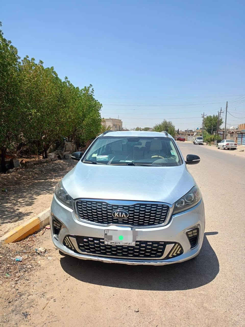 السلام عليكم سورتو حجم المكينه6أستندر موديل 19 ومعلايه 20 السياره مال بيت وكلش نضيفه مكينه وكير  وتبريد وتتفئه وحداديه مكفول السياره كلش حلوه الضرر مال امريكا فقد جاملغ اليمن والبنيد فقط بدون ضربه داخلية السعر 165 وبيه مجال العنوان ناصريه الاستفسار ***********
