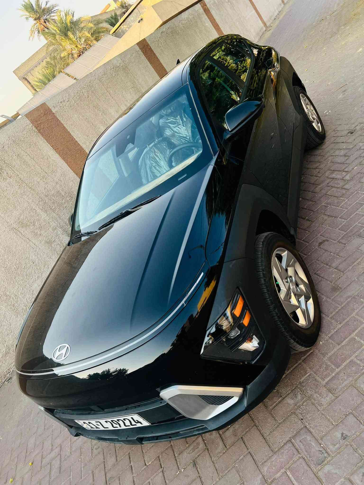 ياالله
سلام عليكم
هونداي كونا موديل 2024
سياره فول موصفات ماعده البانوراما
حادث سيارة حافه البنيد وباب خلفي كلير
بصمه 
رادار جانبي 
كش كهرباء 
تدفئه كراسي 
شاشه كار بلي 
بجم لد 
سياقه ذاتيه 
مانع تصادم 💥 
مع موقف 🅿️ سيارة 
مكان السياره بغداد / اعضميه
رقم / ***********
سعر 158
