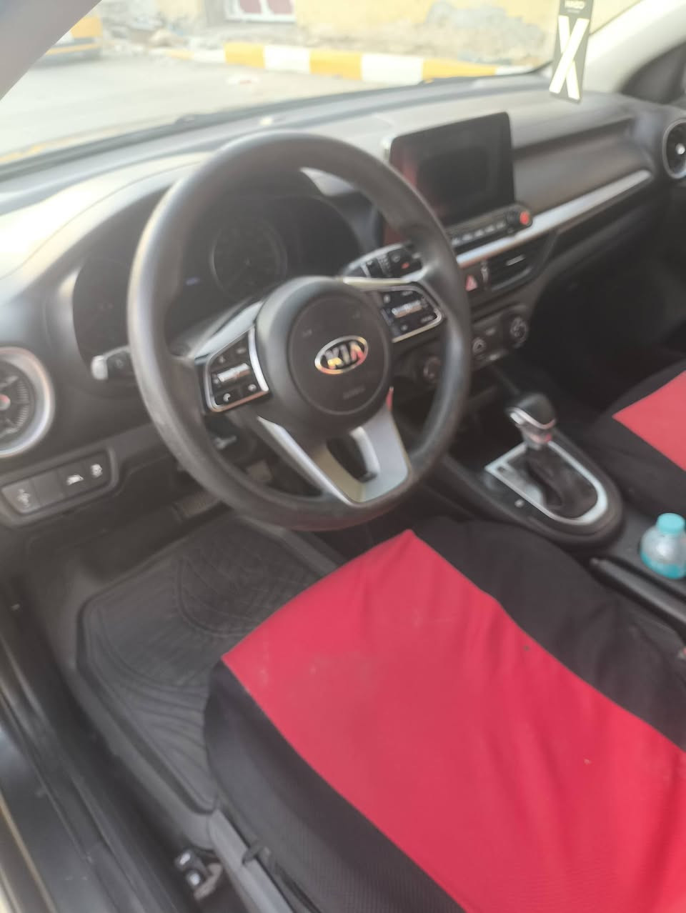 مرحبا شباب كيه فورتي موديل 2021 كفاله تقرير السياره جاهزه ماشيه 73 معوقين ولد شاب ذي قار مركز السعر 120 
***********
