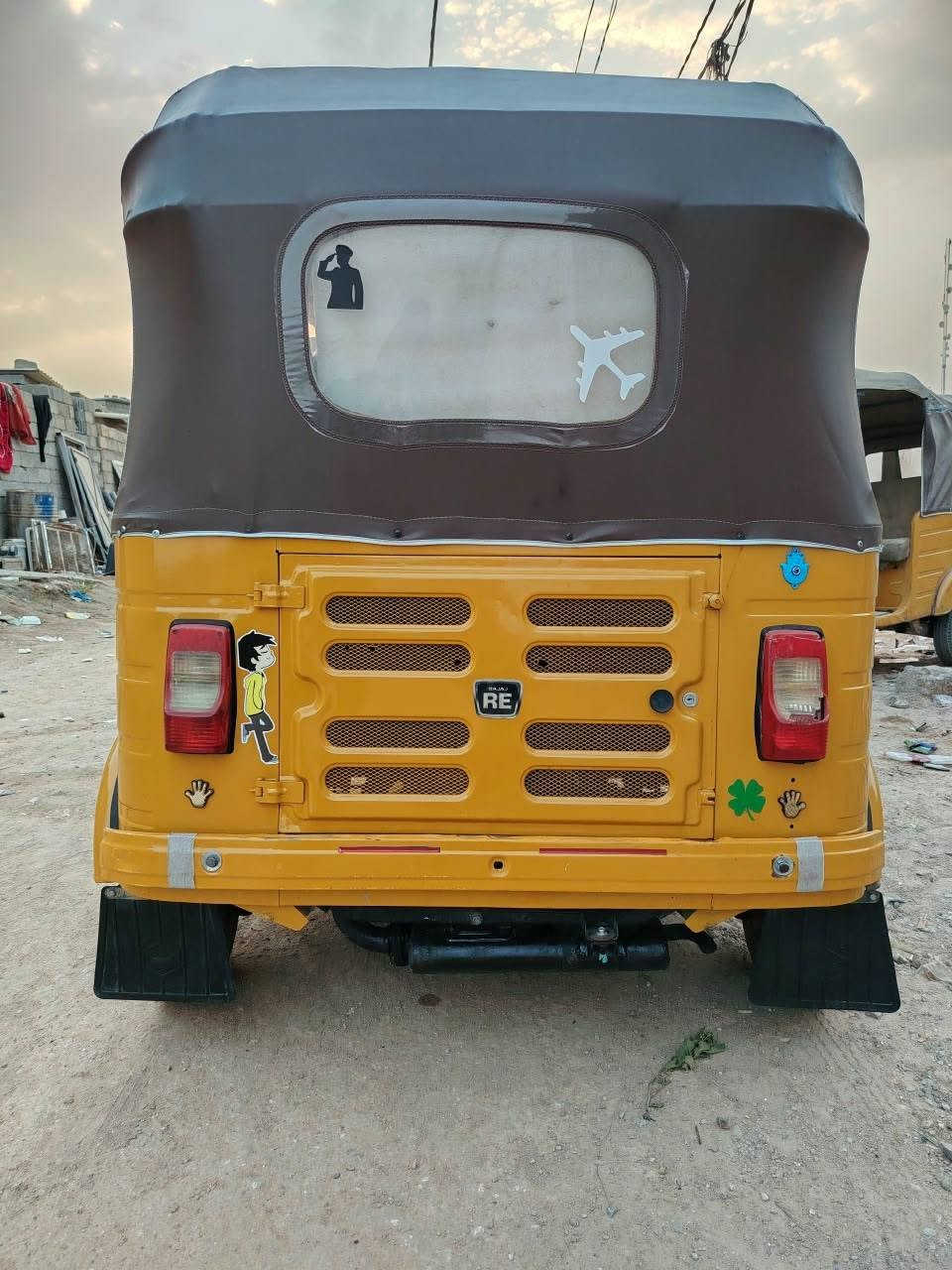 موديل ٢٠ • نضيفه • لوحات نجف
