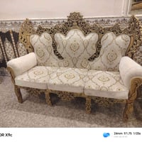 ١٠ مقاعد • ٣ طبلات زغار • بغداد