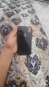 ايفون اكس ماكس • ٢٥٦ • بطارية تحتاج تبديل