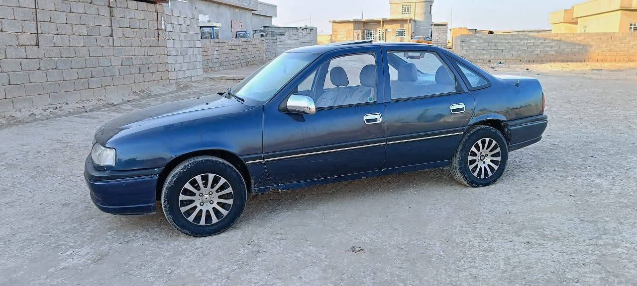 اوبل فكتره حجم 16 موديل 92 محرك شرط كير شرط صبق جماليه بدون ضرر كاربون بنزين شرط تحويل من شرعي طخم تاير السعر 37 وبيها مجال سياره مال جناي ***********
