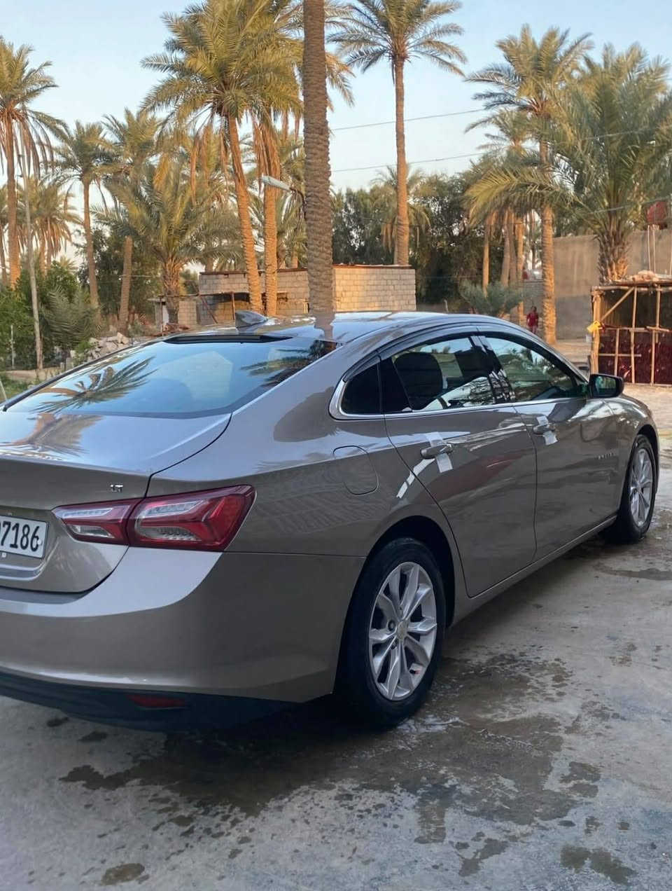 سلام عليكم سياره للبيع لا اكولك موصفاته ولا كولك مدري شنو سياره موديل 22رقم اربيل سياره مكفوله من بجم للبجم بس البنيد تجاري فقط سياره مكفوله مامشيه غير بس 40الف  بعده زيرو رقم ***********
عنوان كربلاء

نص مكتوب في الصور:
- HONOR X9c