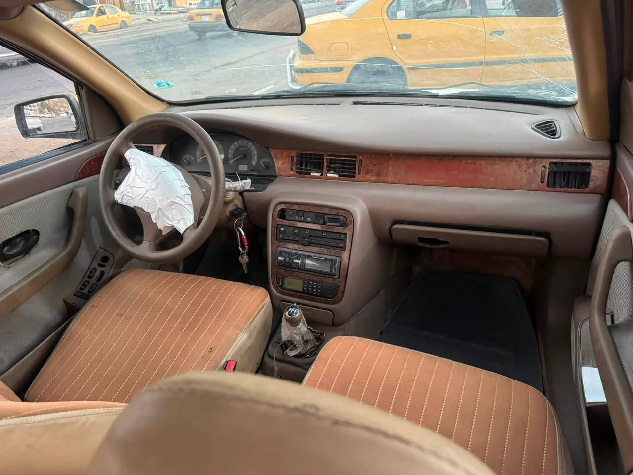 السلام عليكم البيع او مراوس حسب القناعه سمند موديل 11مصفره تحويل مباشر محرك وكير وتبريد كامله مال خبزه سعره 25 الاستفسار *********** مكاني بغداد البياع
