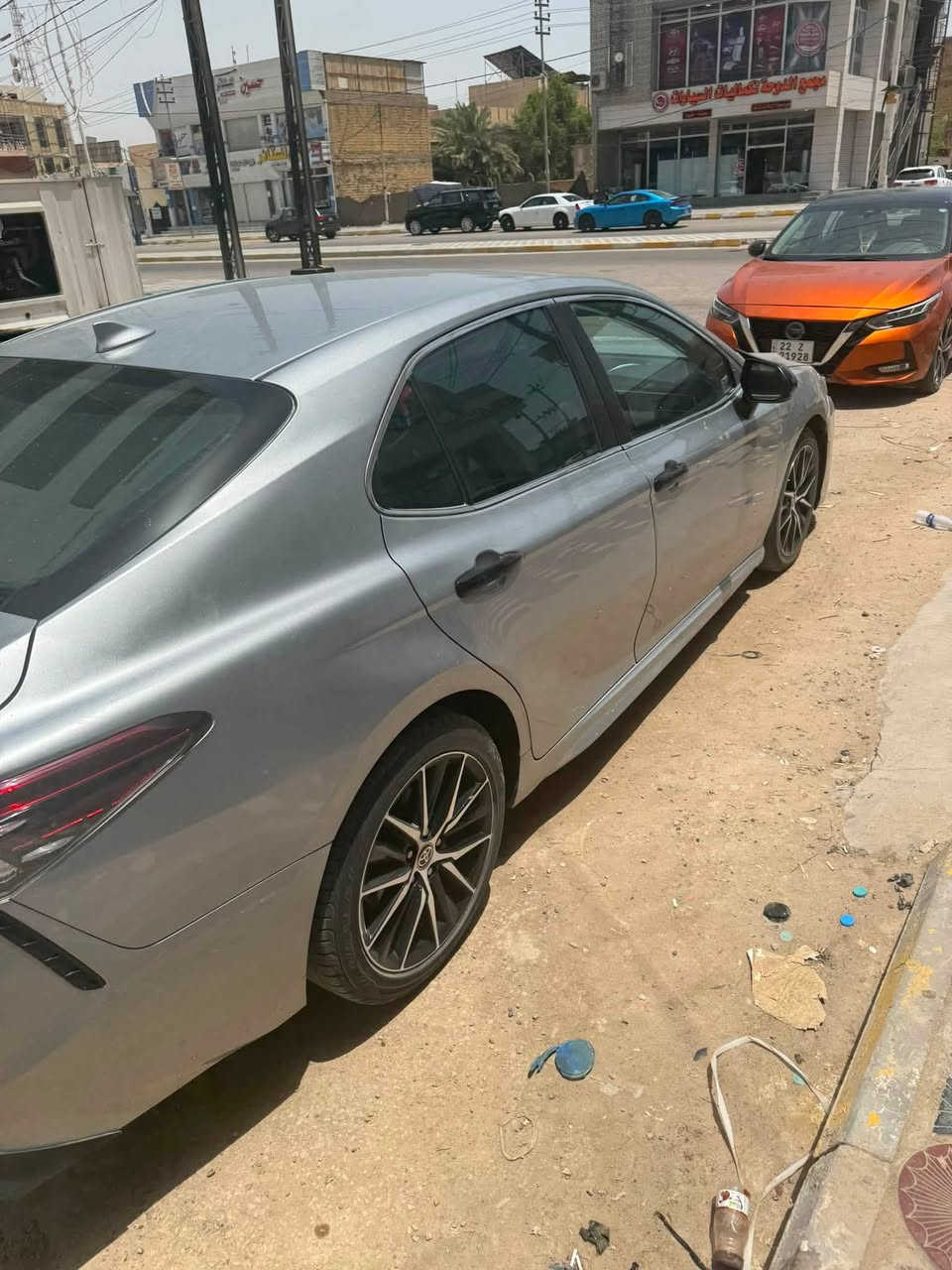كاميري ٢٠٢٢ الحادث موضح بالسونار
الممشى ١٣٣ الف 
السيارة بأسمي 

***********

