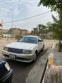 كرستة • سيارة