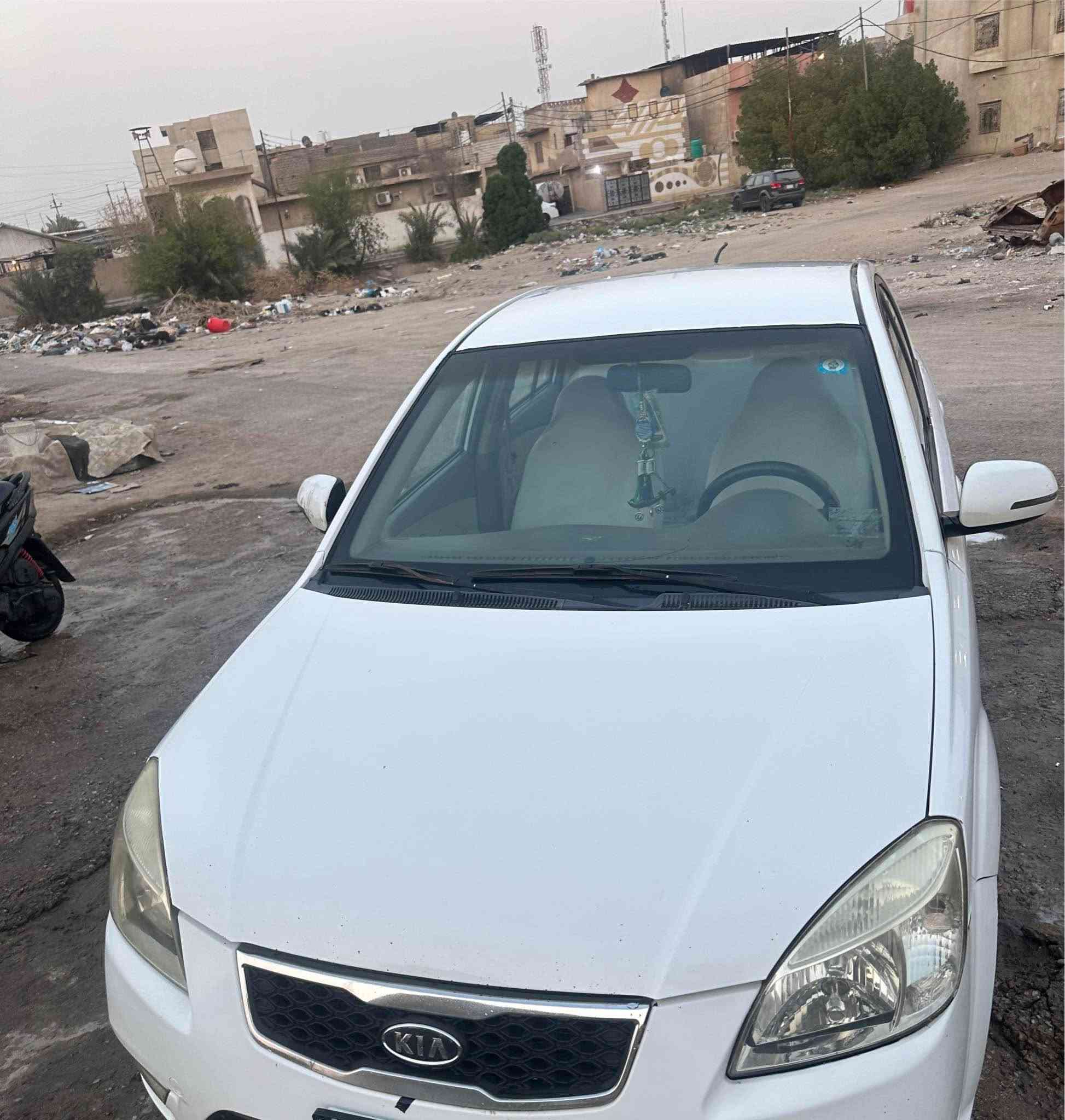 سلام عليكم كيه ريو مديل ٢٠١١ رقم جديد بصره تحويل ثاني يوم بيه مدكر خلفي صفحت الصدر صبغ اثر جراد بدون ضربه والباقي مكفول شوف العين تبريد حداده مكينه كير كله جاهز 
 السعر ٧٨ وبيها مجال 
العنوان /بصره المطيحه  
الاتصال 
*********** 

‭+٩٦٤ ٧٧١ ٢٦٩ ١٥١١‬ البصرة, العراق
