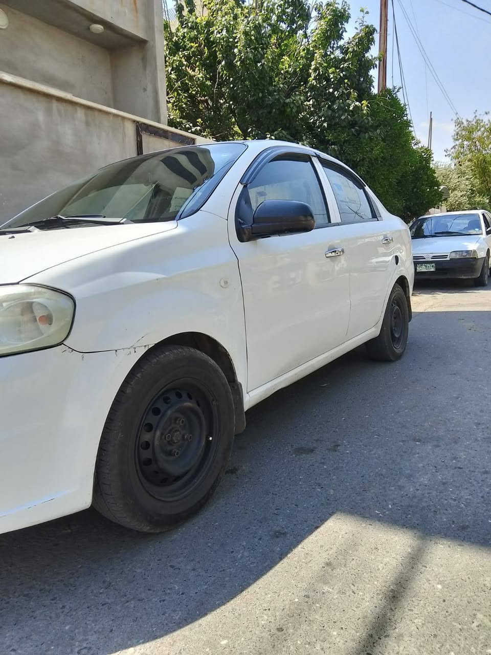 السلام عليك
افيو وارد كوري ٢٠١١
رقم دهوك اني شرعيها
كاربون بانزين شرط التحويل
محرك وكير شرط
طخم تاير جديدامامي  خلفي
ضررها نص باب صبغ
وجاملغ مبدل اصلي
السعر ٦٥ للاستفسار الاتصال على الرقم***********
بي واتس
