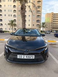 كورولا Le 2023 هايبرد وارد امريكي  ماشية 25 الف ميل السونار موجود وية ...