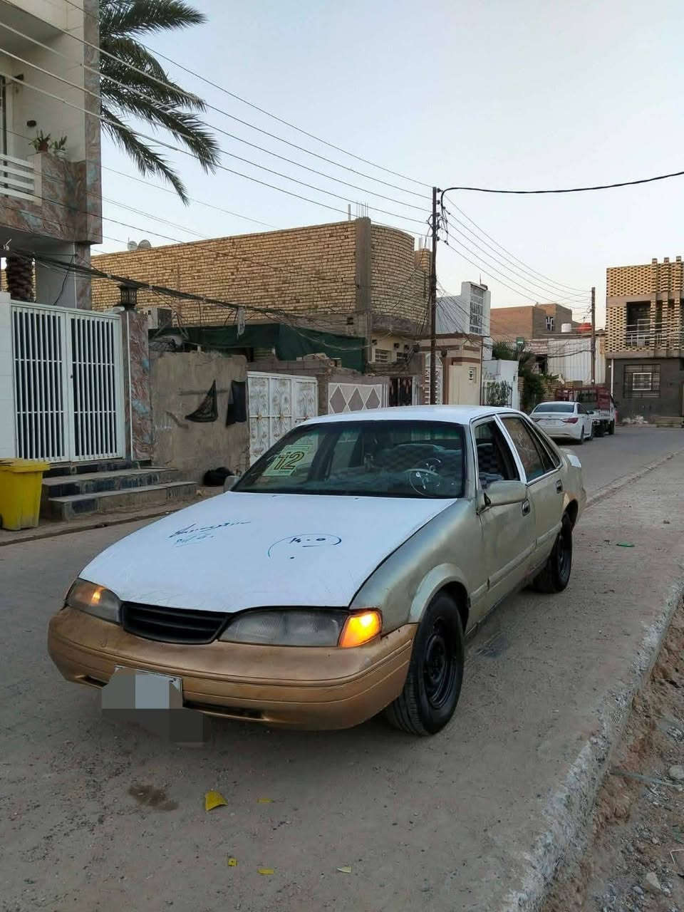 للبيع
سيارة برنس موديل 99 رقم نجف 
السعر 15 ورقة 
للاستفسار الاتصال على الرقم ***********

