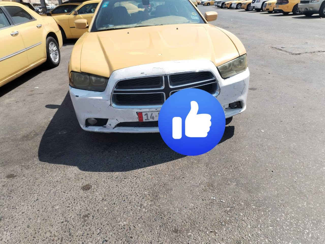 السلام عليكم جاجر مديل ٢٠١٣ابسمي سياره بيه ضربه بجم فقد  كير محرك تبريد كله جاهز سعر 120 مكانه بصره  تصل ***********
