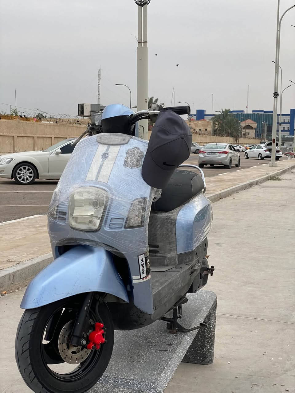 ماكس بوليس • كفاله عامه • سلف هندر