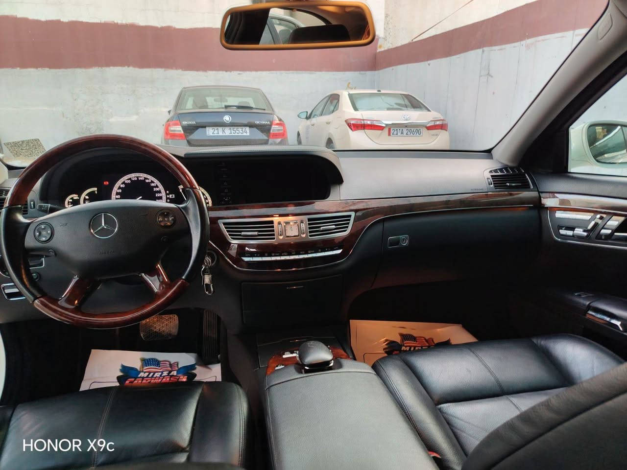 مارسیدز s350 2009 فول فول مواسافات 
تەنها 130 هەزار کیلۆمەتری حەقیقی ڕۆشتووە 
سپێری دانەبەزیوە کۆدارە 
چوار تایەی لۆک خراوەتە ژێری
  دەعامی بۆ داعامی بە شەرت 
لۆکە سەیارەکە ژێری لەدەر و ناوی جوانتر نەبو مەیبە
 بۆیاخو دەعمی نییە

سعر: لە کۆمێنت داوا بکە ڕاستەوخۆ بۆت دێت 📥

کارەبای گێڕ مەکینە هەمویی بە شەرت
هیچ کێشەیەکی تێدا نیە 

ژمارەی خاوەنی
***********
