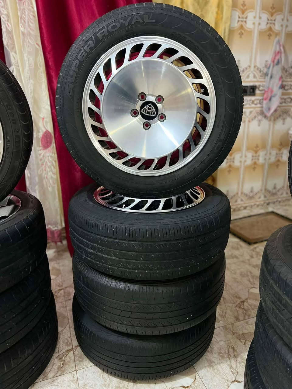للبيع
