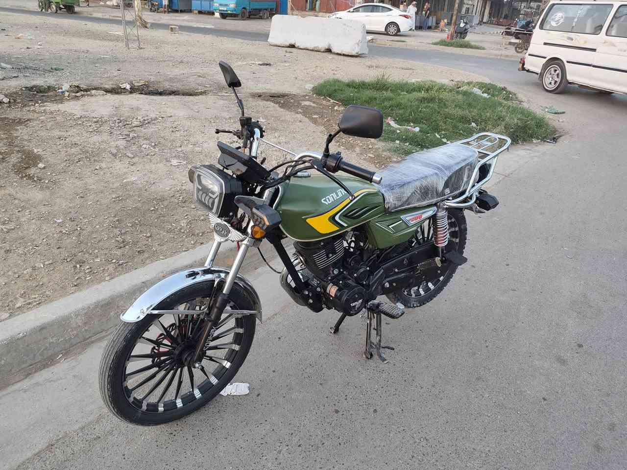 للبيع سونك موديل 25 بلادي محرك ماممدوده عليه سبانه دراجه كله بلاديه كله شغاله محرك 200 سيسي سعر 850 بيه مجال مكاني الكرمه بسوده ***********
