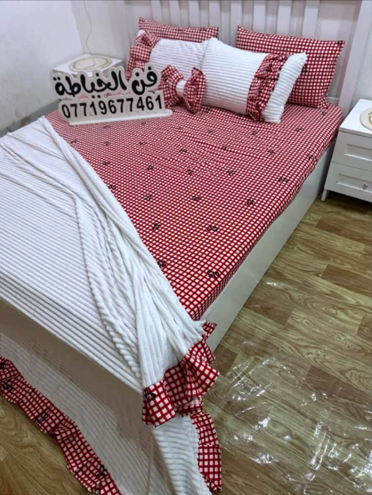 امرأتي ثقيل وفرو ثقيل فحص امام المندوب
فرشه متكونه من ٧ قطع كوشه محشيه ديباج
فقط ٣٥ الف 🥹💖

نص مكتوب في الصور:
- فن الخياطة ***********
- فن الخياطة
- ***********
- 077,19677461
- فن المعيشة ***********