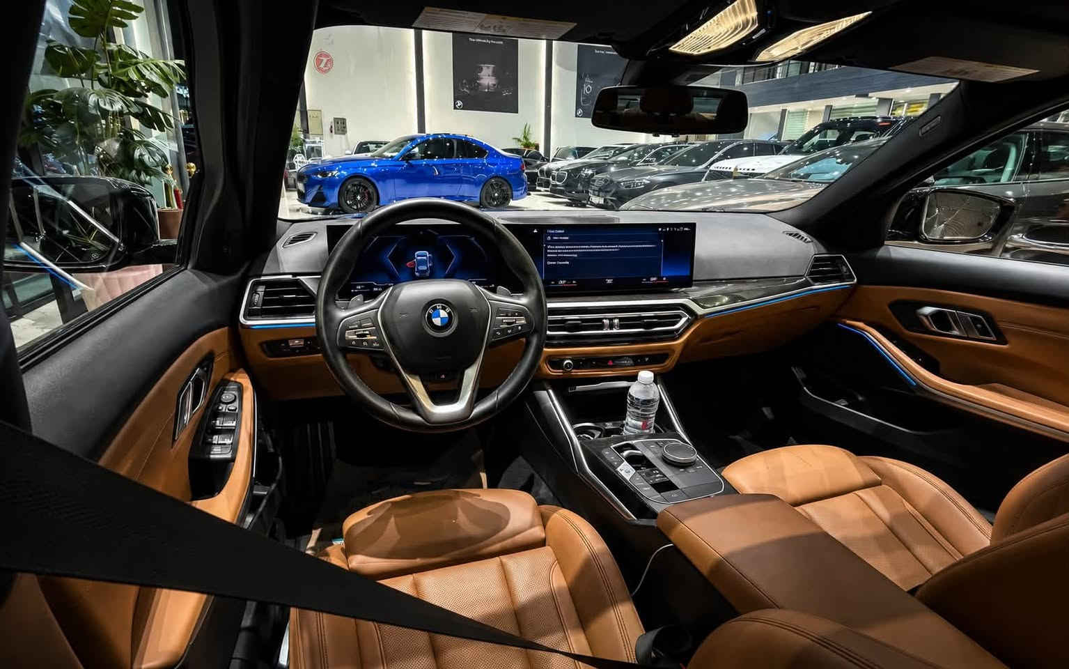 ⁨ ⁨ ⁨ ⁨ ⁨ ⁨ ⁨ ⁨ ⁨ كوردى / عربي
درووستکراوی : BMW
مۆدێل:330i Xdrive
ساڵ :2023
بزوێنەر :V4 twin power torbo
بگۆری بزوێنه‌ر : AUTOMATIC
سوتەمەنی : بنزين
دۆخ :ئەمریکی
ماوەی رۆشتوو :٣٨كم
ـــــــــــــــــــــــــــــــــــــــــــــ
النوع : BMW
الموديل :330i Xdrive 
سنة الصنع : 2023
المحرك : V4 twin power torbo
ناقل الحركة : AUTOMATIC
نوع الوقود : بنزين
الحالة : امريكى
عدد الأميال : ٣٨كم
‏#zauto01 
‪@Zauto01‬ 
‏‌‌‌‌‌‎📱 للاستفسار يسعدنا تواصلكم معنا على الأرقام التالية
‏‌‌‌‌‌‎📱بۆ زانیاریی زیاتر خۆشحال دەبین بە پەیوەندیتان بە ژمارەکانی
***********
***********⁩⁩⁩⁩⁩⁩⁩⁩⁩
