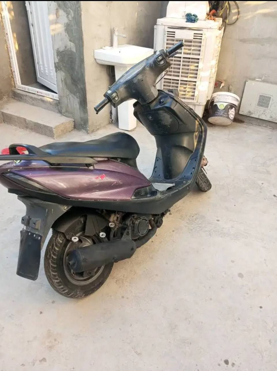 السلام عليكم مرخصت مدير الكروب ماكس 140سلف هندر معدل كهربائيات كلها شغاله السعر 450وبيه مجال حك الجيه مكينه خير من الله مكاني منطقة الحسينيه مال معامل متواجد خاص او وتساب***********
