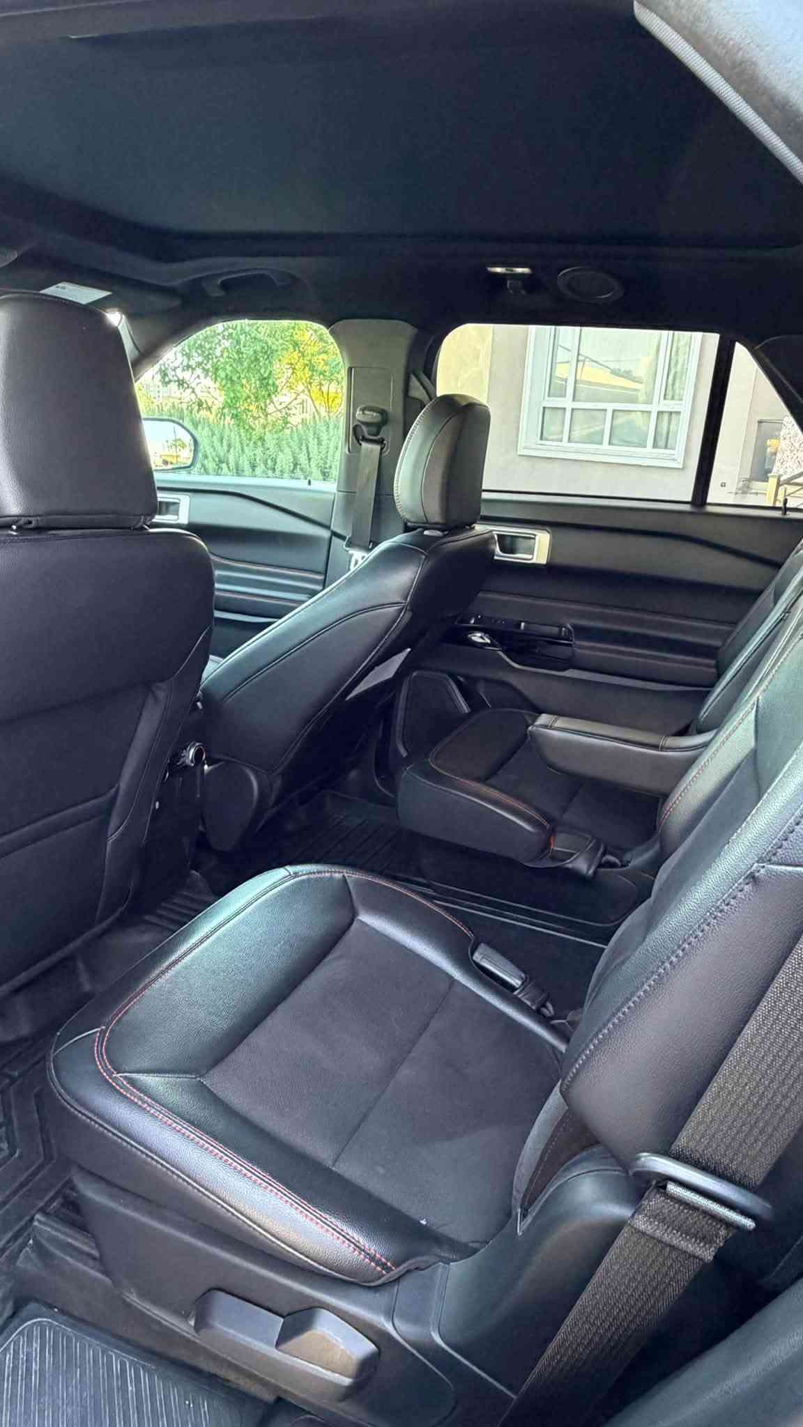 Ford explorer ST Line 2023 RWD
رقم اربيل الجديد سنوية وفحص وهزة جديد باسمي السيارة
مكان السيارة اربيل 
1-محرك 2.3 تيربو 300Hp
2-كشنات جلد
3-كشنات امامية كهرباء
4-كشنات امامية تدفئة
5-كشنات منفصلvip 7 راكب
6- ثلاثة قطع تبريد تحكم منفصل 
7-بانوراما كامل 
8-صندوق كهربائي
9-تشغيل عن بعد
10-اربع ابواب بصمة دخول ذكي
11-بصمة تشغيل 
12-ابل كار بلي واندرويد اوتو 
13-تحديد سرعة وتحديد مسار 
14-نقاط عمياء 
15-مرايا شفط 
16-رادار 360 درجة
17-سبع وضعيات قيادة Normal,Eco,Sport,snow,trail,slippery,Tow/Haul  ST Line RWD
18-تطعيمات باللون الاحمر لفئة ST Line عل دركة والابواب والدوسات والدشبول والكشنات 
19- تحكمات ستيرن كامل
20-الجامات الخلفية مضللة من الشركة وبيها كتاب تضليل رسمي 84%
21- ستيرن تدفئة
22-شحن لاسلكي ومنافذ تايب سي
23- تحكم بالانارات الداخلية والالوان 
24-Auto hold and Auto start
25-حساس امطار بالماسحات تشتغل من اكو مطر.
26-اوامر صوتيه 
27-شاشة عطلات وتحكمات كاملة بالسيارة
28-لايتات فول لد LED
29- حساسات وكاميرا خلفية
30-مرايا اوتو دم
31-بعد هوايه مواصفات…

ماشية 27 الف ميل قابل للزيادة 

السيارة بوضع الوكالة بدون اي نقص برغي واحد ممفتوح او نقص وبدون صبغ صندوق مبدل بلادي نفس اللون عداها كفالة عامة السيارة بدون قطرة صبغ بيها pdr اصبع بباب السايق ايرباكات كلشي بالسيارة بوضع الوكالة 

رقم الشاصي

1fmsk7kh8pgc10728

للتواصل واتساب 
***********

وللاستفسار ارسل رسالة دايركت
