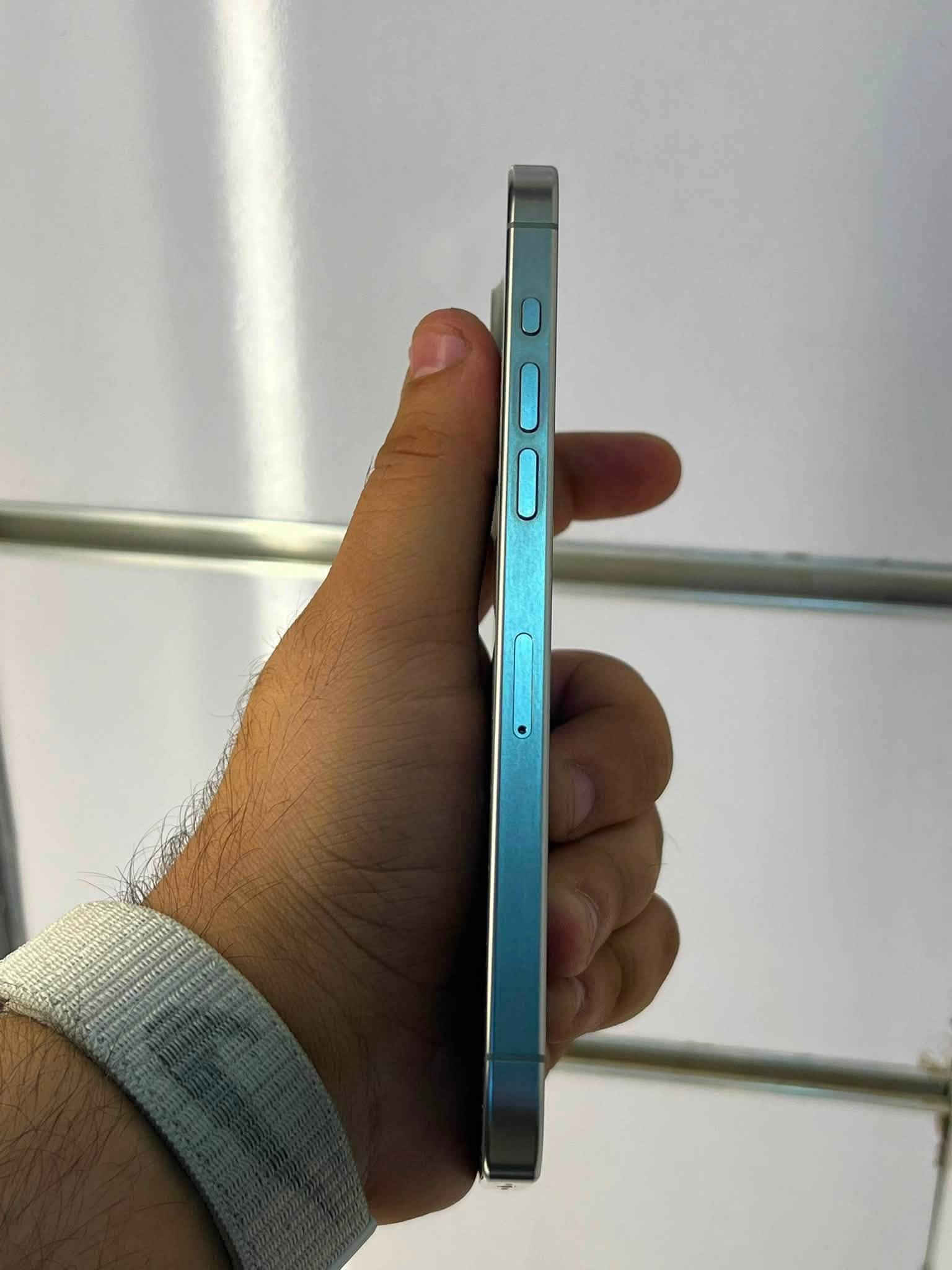 📱✔️iPhone 15 Pro Max Titanium
ايفون 15 برو ماكس  تيتانيوم

ذاكره 256

بطاريه 85

نضافه الجهاز 100‎%‎ 

تك سيم  

موصل / حي السكر 

توصيل ماعندي

 ماداخل اي صيانه وضع شركه اذا ماحبيت تاخذ الاحسن منه

***********
