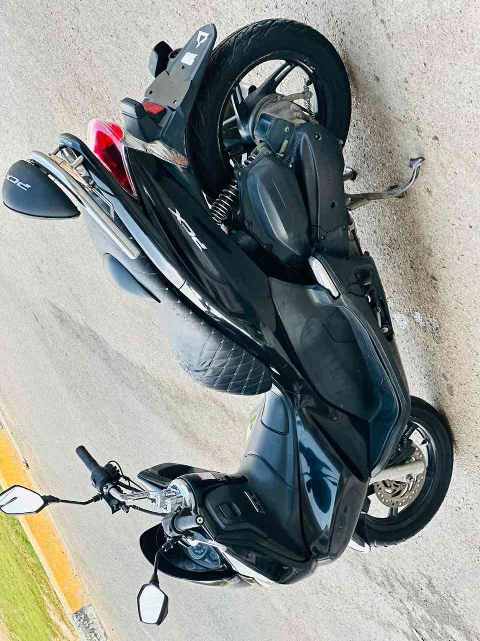 للبيع دراجه نضيفه كلش بيها نقص بس اناره مال دشبول
سعر ب14 بيها مجال بسيط مكان بغداد حي  رقم صاحب الدراجه ‭***********‬

