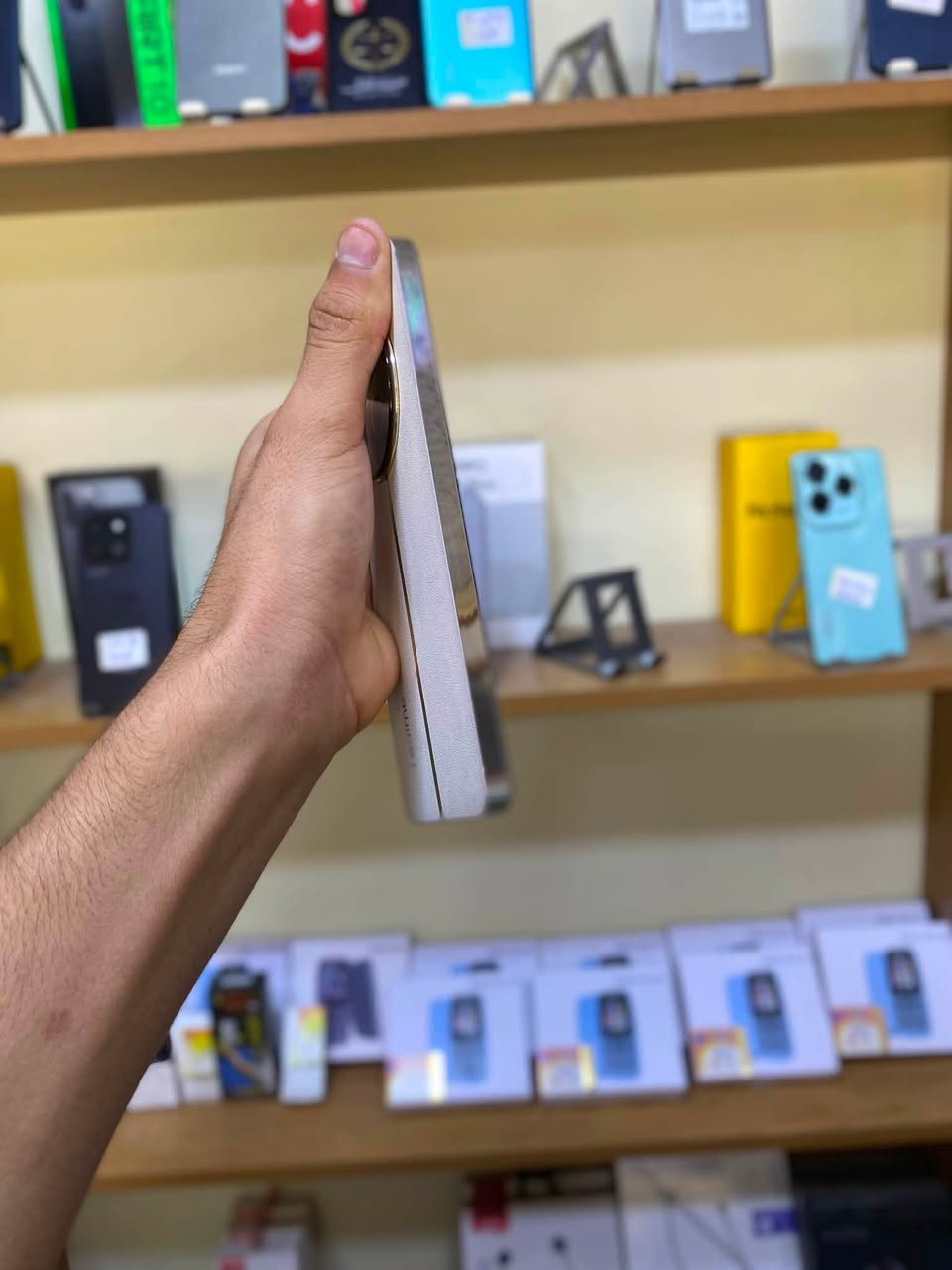 ريلمي 12برو الجهاز مكفول
ذاكده256داخليه12
الجهاز فول نضافه
الجهاز بدون ملحقات 
السعر 275وبي مجال
العنوان بابل محاويل
***********
متوفر توصيل جميع المحافضات

