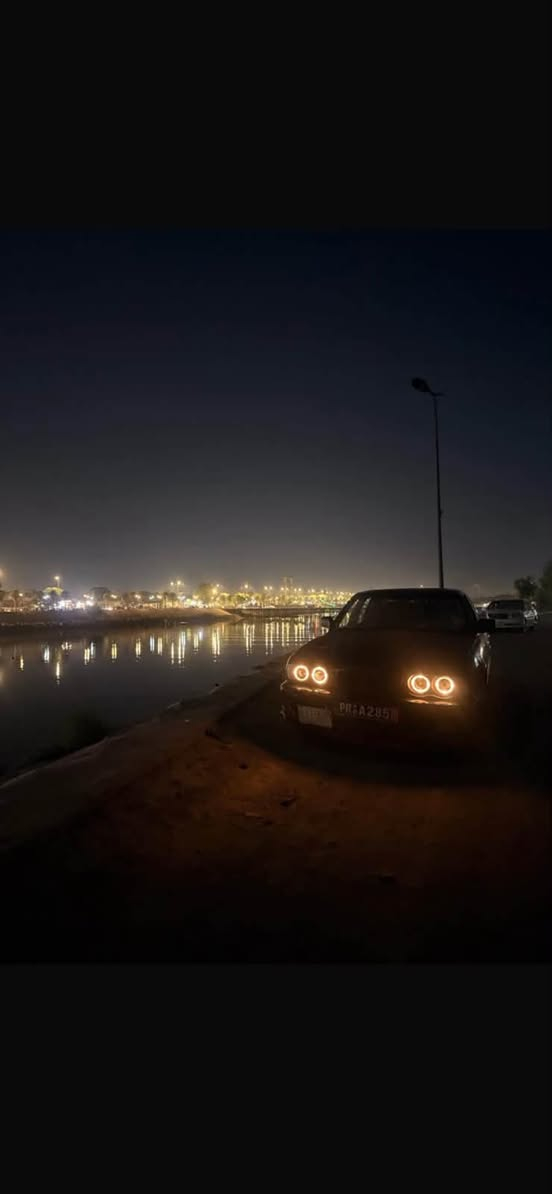 سلام عليكم بيم 520اصل 530
كير ومكينه كفاله جدد
ناقصها بنيد صبغ بس مغللفه ورديتر تبريد
ودعميه نكسرات امامي وجكمجه
دعميه خلفيهm
ويلات رياضي 
بنيد رياضي
سياره فتحه 
كهربيات جهازه 
كلشي شغال 
بجم عريض
حداديه نص عمر

غرفتها عند دوشمجي كلها جلد فول 
بطاين فول
سعر 30 ورقه
بيع فقط ناقد
رعيها بل حله مدور ثاني يوم
*********** 
***********
