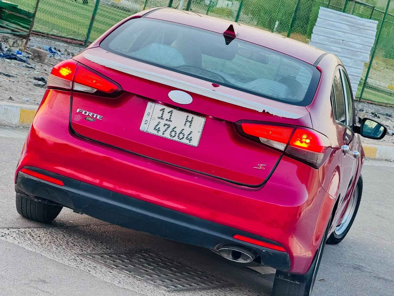 كيا فورتي 2018 وارد امريكي حادثها جاملغ وبنيد وباب سايق صبغ بدون تبديل
رقم بغداد باسمي سنويه ماساقاطه 
مواصفات &&&&
محرك 2000 دوش 
شاشه لمس اصليه 
كامره خلفيه
فول تحكم ستيرن 
حاكيه بلوتوث 
كير اوتماتيك عادي 
3 انظمه قياده 
كير محرك مكفولات تبريد شغال ثلج صدر خلفي امامي شاده الاصلي كوري سياره جاهزه نصبه فول تخبل احلى من الصور 
السعر 97$ وبيها مجال مكاني بغداد 
***********
