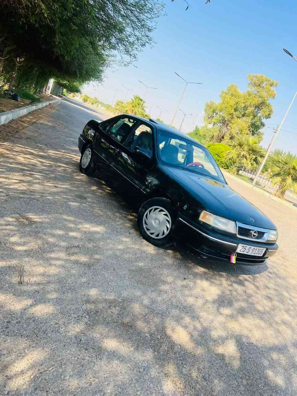 *********** فكتره حجم 18 موديل 1993 محدثه 95  فتحه جام كله كهربائي سياره بسمي صبغ عام لجماليه هلال واحد معمر فقط سنويه جديده دفتر بانزين السعر 39 بي مجال بصيط سياره دينار مابيها مصرف مكان السياره كركوك
