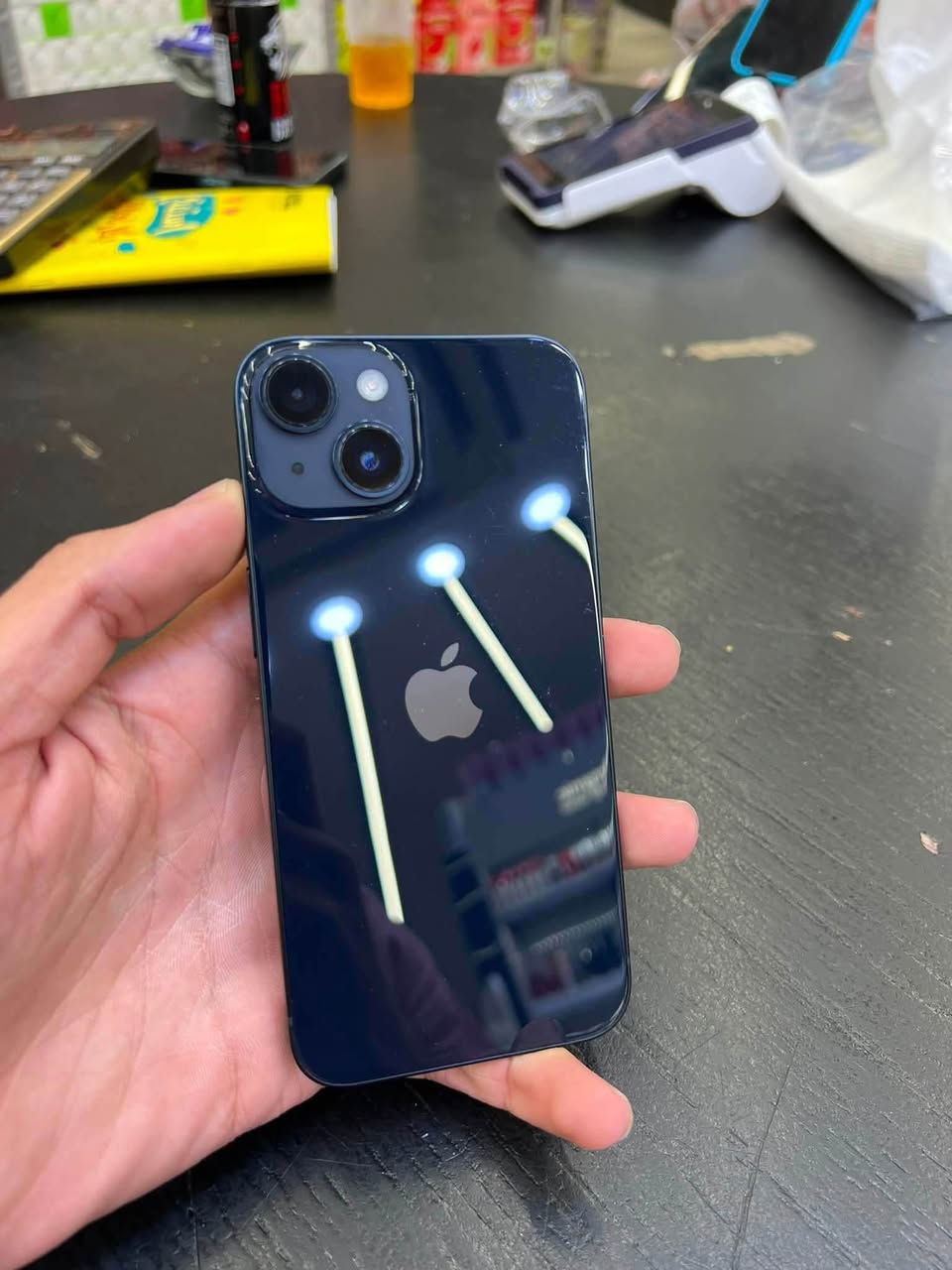 📱 iPhone 14 عادي للبيع
• 🔋 البطارية: 100%
• مشحون 17 مرة فقط
• 💾 الذاكرة: 128GB
• 📦 الملحقات: كاملة
• 📲 دبل شريحة
• 🌍 نسخة شرق أوسط
• ✨ الجهاز نظيف 100%
• ✅ حالة الجهاز ممتازة

💰 السعر: 600 ألف

📞 للاستفسار والتواصل: ***********
