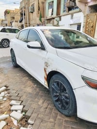 ماليبو 2018  وارد امريكي معروضة للبيع    حادثها :  باب و جاملغ الأيمن ...