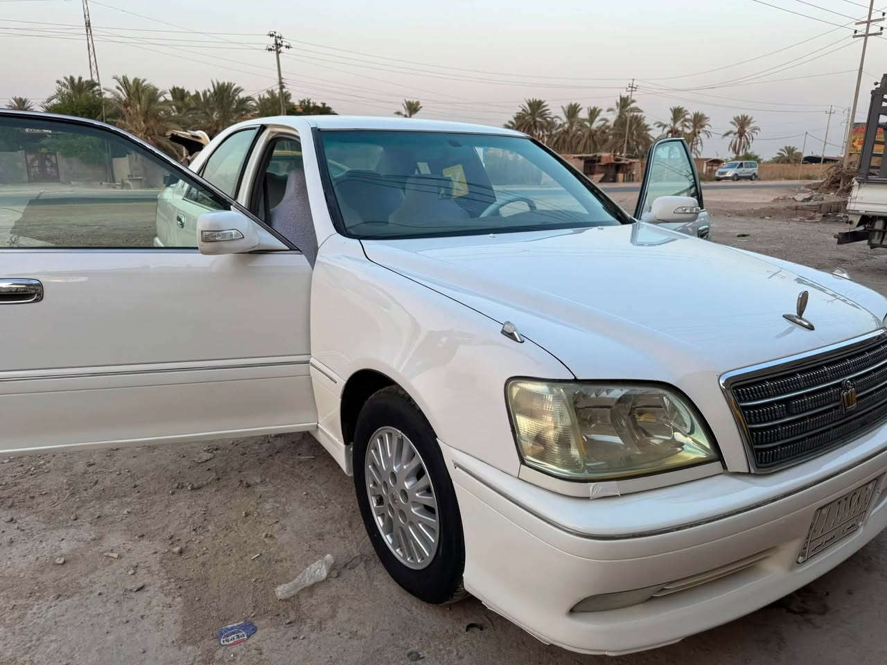تيوته ملكه  رقم بصره مشروع وطني تحويل مباشر  السياره كفاله كص ونقل جثه وعيب شرعي ولضربه  صبغ بيها  مكانات قليله كير ومكينه كفاله حداده جديده تبريد ثلج السياره دكمه وحده مواصفات عاديه جاهزه كلها اي نقص مابيها سعرها 118 وبيها مجال مكاني ناصريه سوق الشيوخ الشراي يتصل ***********
