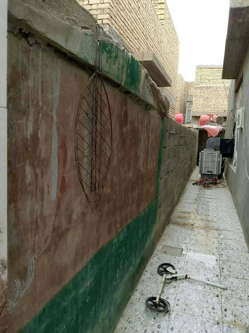 بيت للبيع • ٣٠٠م • غرفتين
