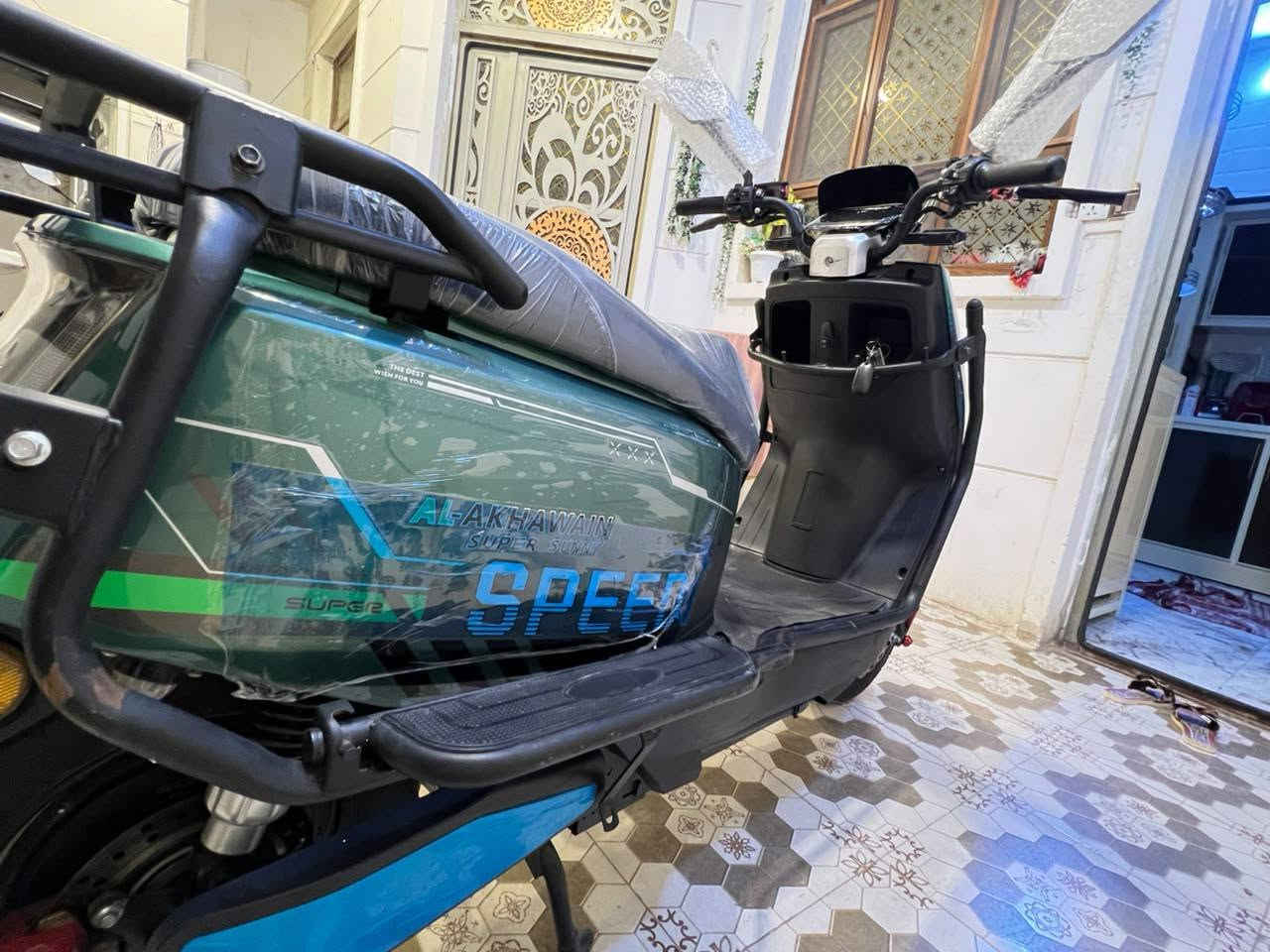 السلام عليكم
دراجه شركة الاخوين دبدوب 
موديل2026
موطور بالكارتون جديد
(اخو الزيروو مستخدم شي قليل جدا مكفول حته من شخط ...)
(بطاريات عدد 6 على فحص ) 
فول مواصفات  «ملف 3500W» 
(نظام  R) (نظام P)
(مخرج شحن USP) 
(سرعة 99) (سرع 4)
(مثيت سرعة) 
لايت زنون عالي ناصي 
اشاير يمنة يسرة دبل اشارة
السعر650الف وبي مجال
الموقع داخل الرمادي
الاستفسار :***********
