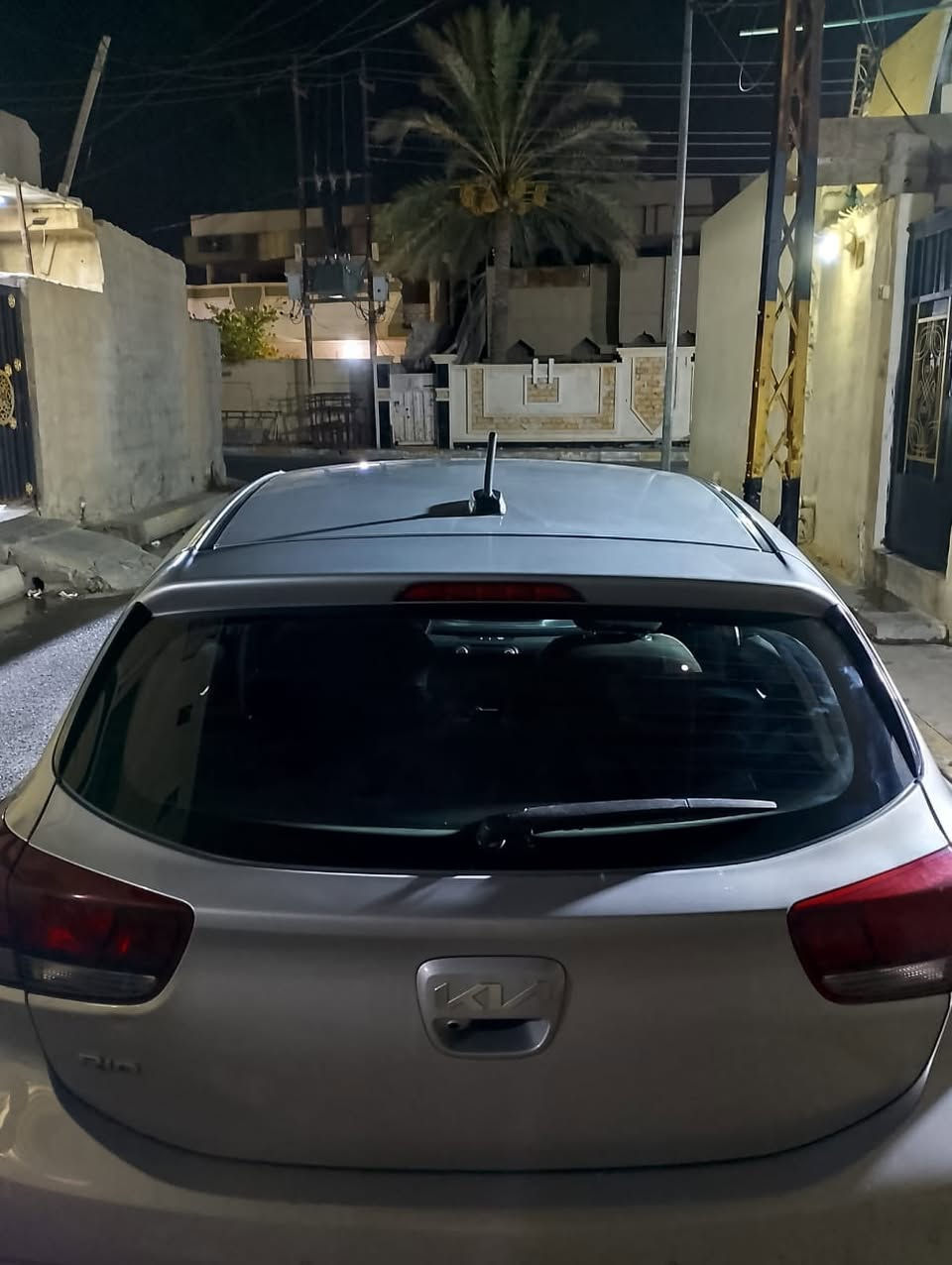 مكلف بل نشر كيه ريو موديل 23 اجباك رقم وهزه جديد السياره مكفوله بس ضررها بل البنيد مشر على والباقي مكفول الاستفسار عن هذا رقم صاحب السياره *********** واتساب
