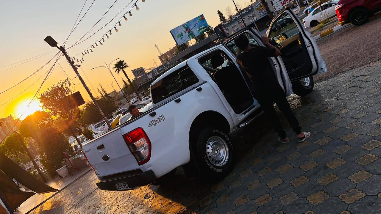 فۆرد ڕەنجەر ٢٠١٣ بێ بۆیاخ سفری نیڤا مەکینەی کامل تەعمیر کراوەتەوە بێ بوخار بێ لێچون ماڵی دۆستە ناو داخلی لۆکە لەسەر دەقی شەریکە ماوەتەوە شاشەی بۆ داندراوە رەقەمو سەنەوی خەرامە بە شەرت 
128$
***********

عربی

فورد رينجر موديل 2013 للبيع.

بدون صبغ، السيارة نظيفة جدًا، مكينتها مصلحة بالكامل، بدون بخار وبدون تهريب.

داخلية السيارة لوكس، وما زالت على مواصفات وقطع الشركة الأصلية. الشاشة مركبة، والسيارة بحالة ممتازة.

الرقم السنوي حرامة وبشرط. السليمانية, العراق
