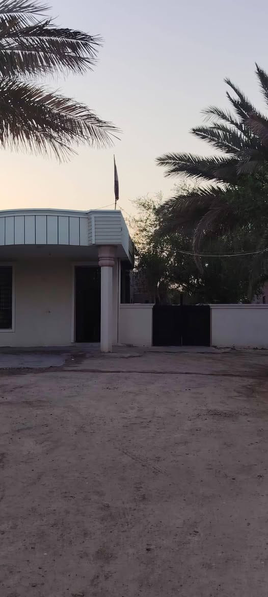 🏡 للبيع دارين سكنيتين خلف جامعة بابل
متوفر دارين للبيع، ويمكن بيع دار واحدة أو الدارين معًا حسب الرغبة.

📐 المساحة الكلية: 3000 متر مربع
💧 ماء إسالة
⚡ كهرباء وطنية
🔌 خط مولدة
📄 طابو زراعي – سند 25
🔄 تحويل مباشر
📑 فاتح بيان

📍 الموقع: خلف جامعة بابل – ناحية إبراهيم الخليل (ع)

للاستفسار والتواصل: 📞 ***********
📞 ***********

للجادين فقط، اتصال أو مراسلة الصفحة.
