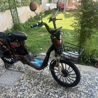 دراجه شحن حجم ٢٠ اربعه بطاريات سرعه ٤٥ شاحنه وبصمة سويج عدد ٢ سعر ٢٥٠ ...