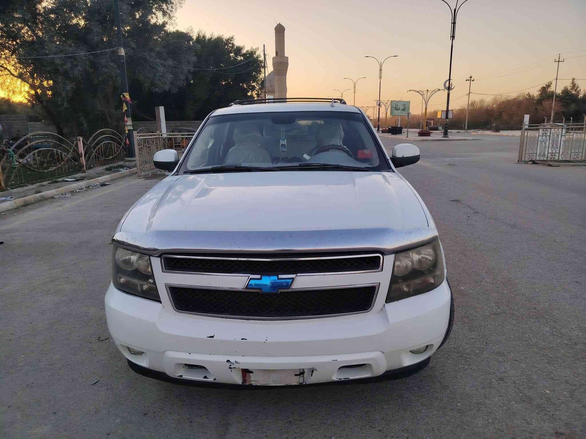 السلام عليكم
بسم الله

إعادة النشر بسبب الوعود الكاذبة 

يوكن شوفر ليت للبيع وارد أمريكي 

موديل 2007 طبله
 
رقم بغداد مميز أجره انگليزي 

مصفره هيئه وضريبة السنويه تنتهي سنة 2031

تخم تاير جديد وگير ومكينه جديد 

المكان واسط 

السعر 140 وبي مجال 

الاتصال على الرقم التالي 

***********

والله يرزق الجميع 

والمو شراي لا يتصل ولا يراسل 

رحمة الوالديكم

نص مكتوب في الصور:
- ***********