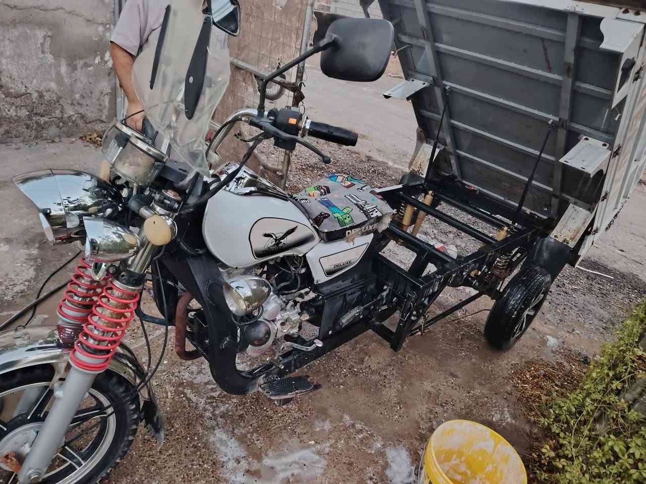 ستوتا ام الطير فحل موديل ٢٣
نضيفه كلش
اوراق اصوليه
***********
سعره مليونين وبيه شويه مجال
