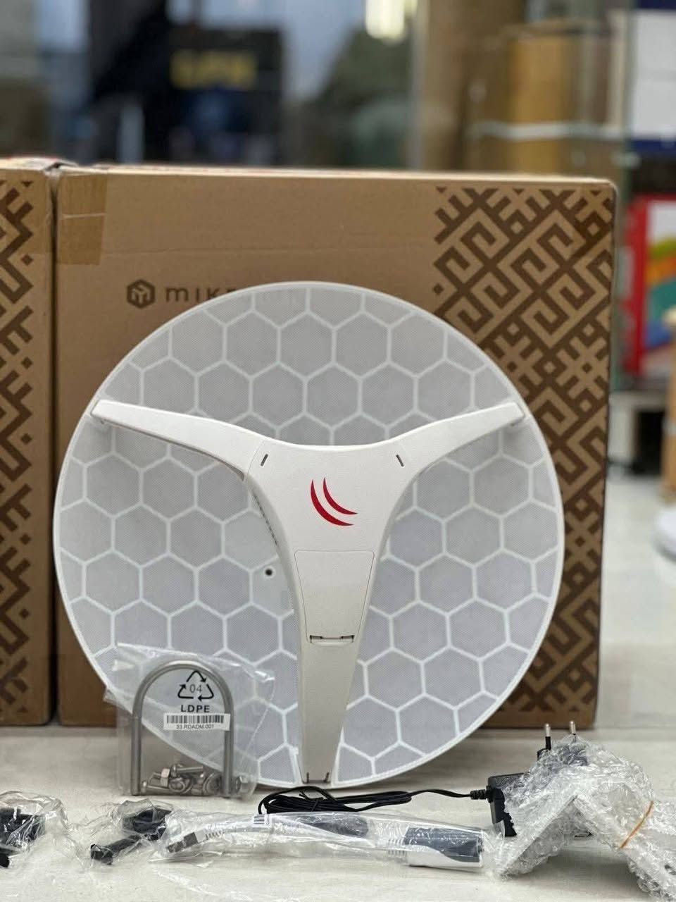 🚀 اقووووى سعر على LHG60 – MikroTik الأسطوري 🚀
💎 أداء صاروخي – ثبات خرافي – نقل بيانات بدون أي تقطيع!

🟤 مواصفات تحطّم المنافسين:

 • 🔹 مدى تغطية: من 800م إلى 1.5 كم

 • 🔹 ترددات جبّارة: 58320 | 60480 | 62640 | 64800 | 66000 MHz

 • 🔹 قدرة على العمل تحت ظروف حرارة وضغط توزيع يومي

⚡ مميزات إضافية:

 • جاهز للشغل فوراً

 • ضمان فحص على كل قطعة

 • يتوفر جملة ومفرد

✅ وصل ضمـــــان رسمي

📦 توصيل سريع لكل المحافظات

✅للحجز والاستفسار يرجى الاتصال او مراسلة الصفحة 

***********

***********

بغداد شارع الصناعة مقابيل جامعة التكنلوجية مجاور شركة اسوار ⸻
