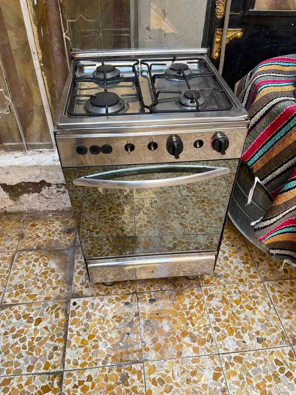 طباخ مستعمل السعر 75 بغداد مدينه الصدر هاتف ***********
