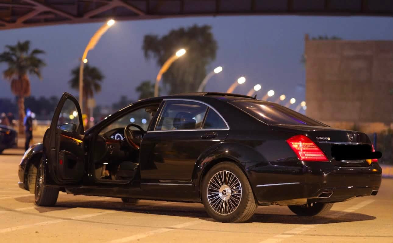 S500 L vip 2011 للبيع او مراوس  سعر  247
موديل  2011 s500

مكينه  v8 دبل توربو  4700  

شلعه صاروخ  

باب طويل  مواصفات  vip   

اعلى شي  بالاس  

جكات تصعد وتنزل  

حساسات  360  

كامرات  

رادار   

3  قطع تبريد  

امامي  خلفي  وبالتكم  

كشنات خزن 

بانوارما  على  طول  السقف  

لايت داينمك ويه فرة الستيرن

ناظور  ليلي  

وضعيات  قياده  

وضعيات  بالجكات وبعد كومه مواصفات  

السياره ماشيه  175 الف كيلو 

مكفوله  خليجيه  

بس  عندي  رصعه  بالباب

واكو  بالهلال الخلفي   صفحة السايق شويه  بارد  لان  طك   الدبل  وشويه تعدل  وهاهيه بدون  قطرة صبغ  

ابد مو مبين  ولا بالسونار  

وبوب شفط 

وسستم صوت  هارمن كاردن 

صندوك كهربائي  

بردات    عدد 5   بلاديه  كهرباء  

 هذا  الويل  البيها  18  عمود طسات 

وويلها البلادي حجم  19  هم موجود  عندي  ضامه

نصبتها  بعد  احلى  وبدون نواقص  

سويتلها ادامه  لكلشي  وصفر  مسج  

سعرها  247 واكيد  بيها  مجال  او مراوس  حسب  السياره  

مكاني بعقوبه ديالى 

*********** 

واتساب
