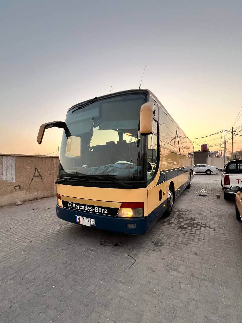 سلام عليكم جيتي الفينيه للبيع سياره جاهزه من كلشي تخم تاير حداديه تبريد صيني كمبريسر 3كاورات مكينه 8لاتبخير ولا تنقيص كير 6 سياره عله وضع البلاد قطره خايس مابيها  رقم بابل خطها بصره نجف مصفر هيئه وغرامات كهربائيات كلها شغاله مكاني بصره ***********
