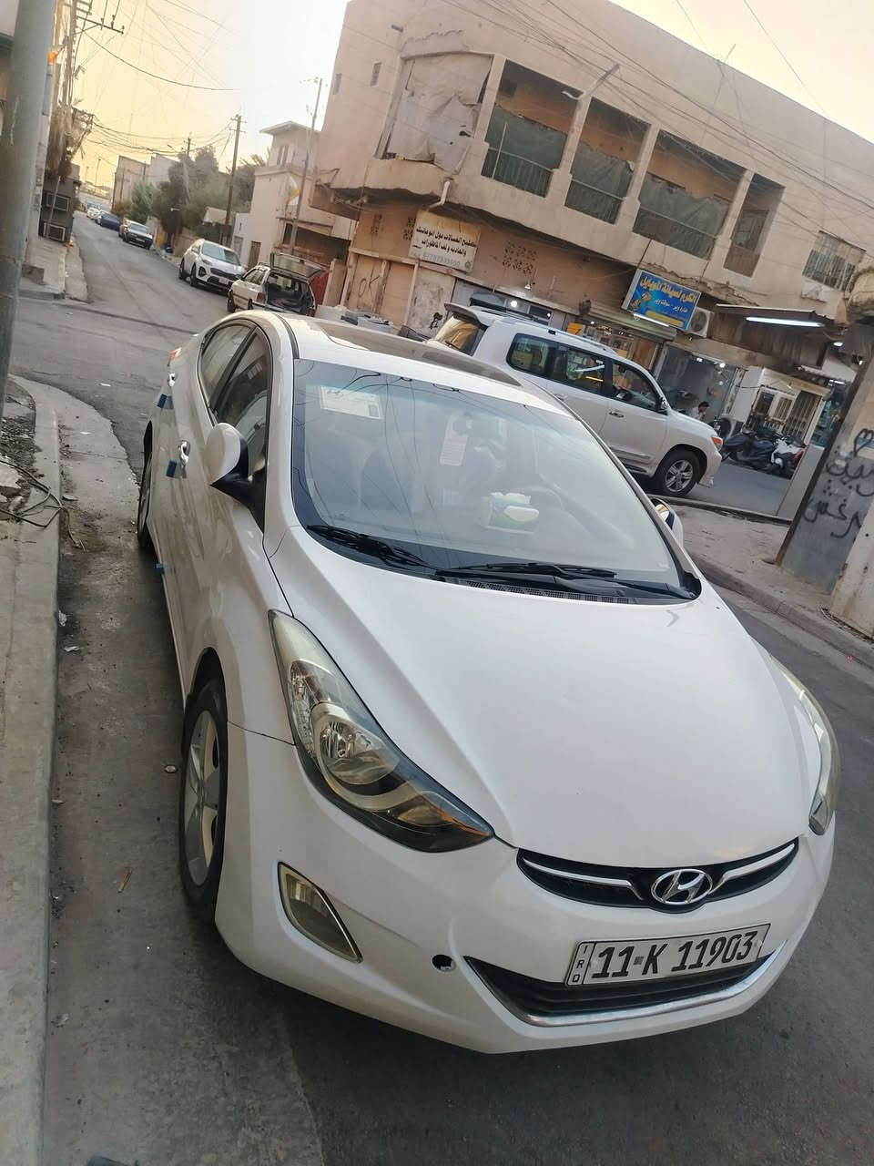 سياره للبيع فول موصفات عده البصمه سياره ماشيه ٩٢ بغداد بأسمي سعر ١١٠ وبيه مجال موديل ٢٠١٤ مكاني بغداد
***********
