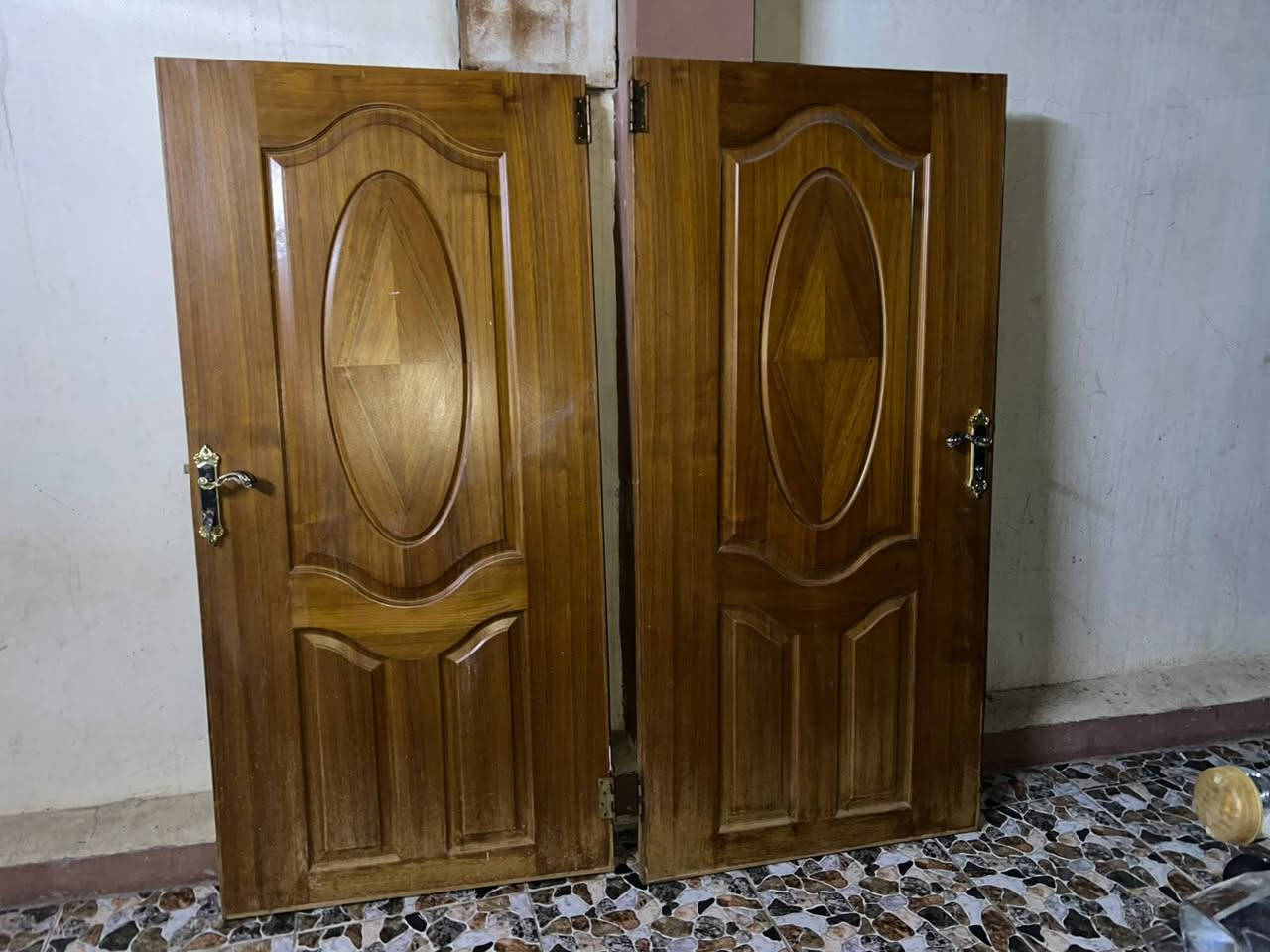 بوب للبيع نضاف سعر 100 وبي مجال
***********
