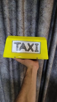 للبيع TAXI معمرة جديد للاستفسار ٠٧٧٣٢٤١١١٩٦