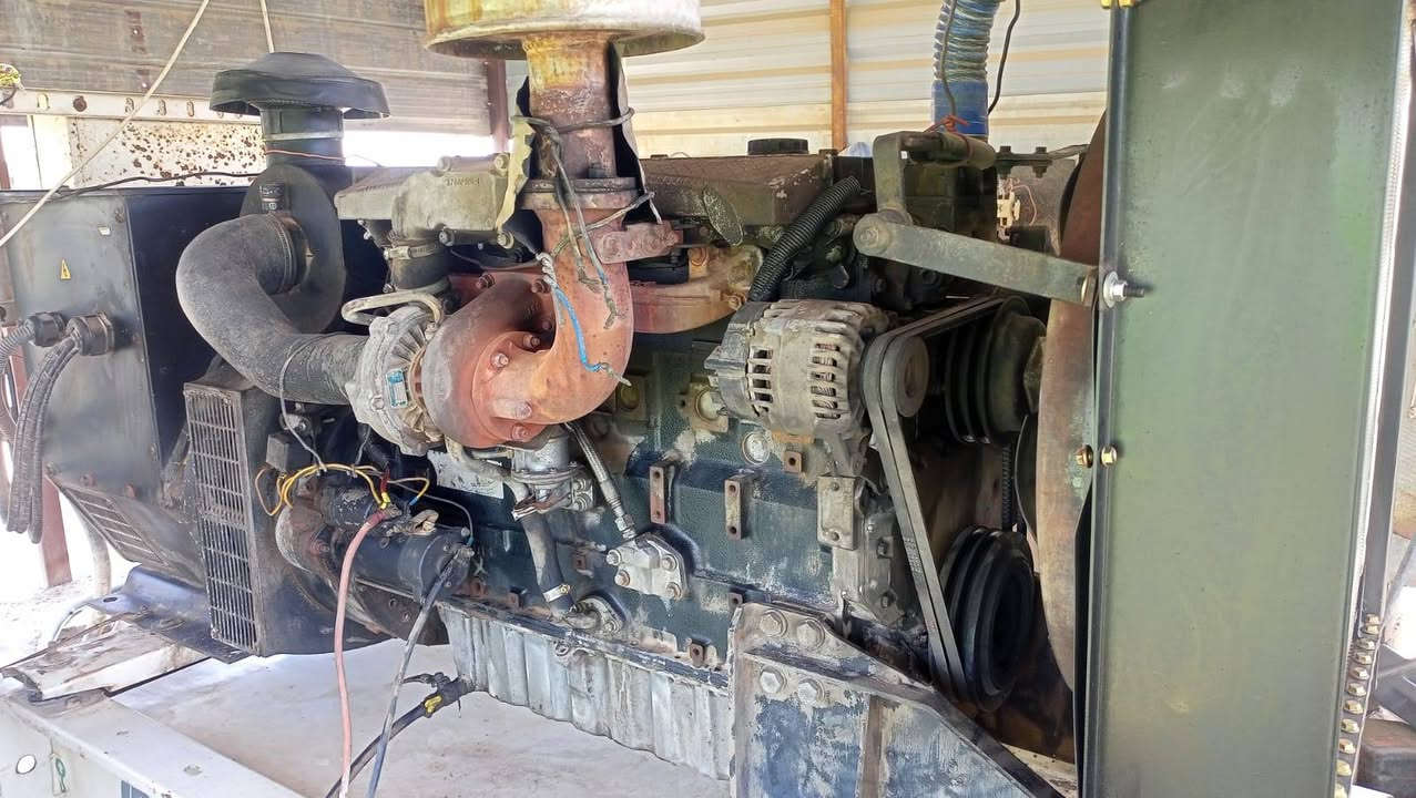 للبيع مولدات عدد2 نوع بيركنز واحد 20 KV والثاني 100 مكان فلوجه *********** ***********
